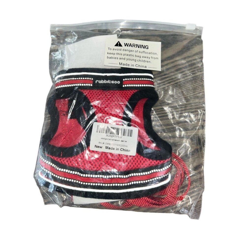 Nwt Medium Reflective Black Pet Harness & Leash for Small Pets